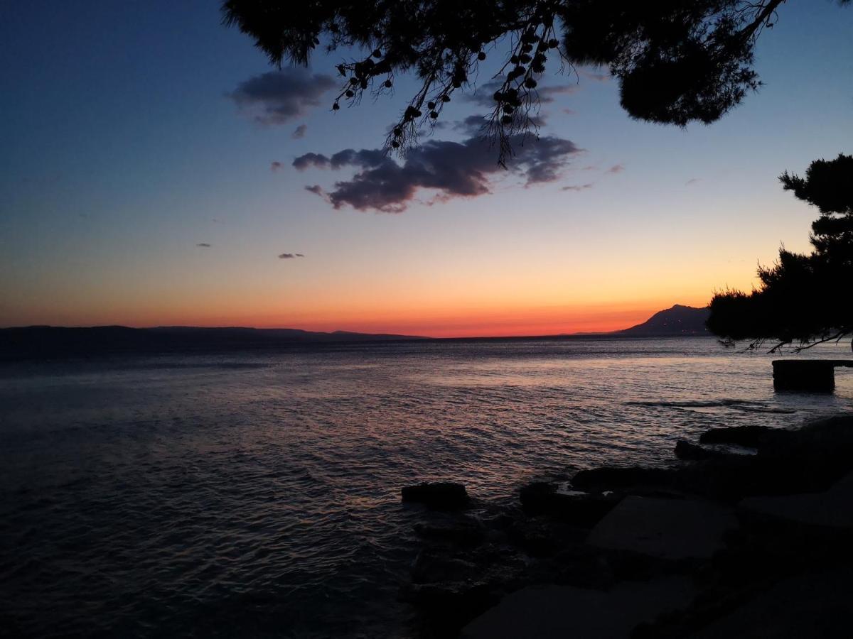 Mobile Home Basko Polje Tbmrent Baška Voda Buitenkant foto